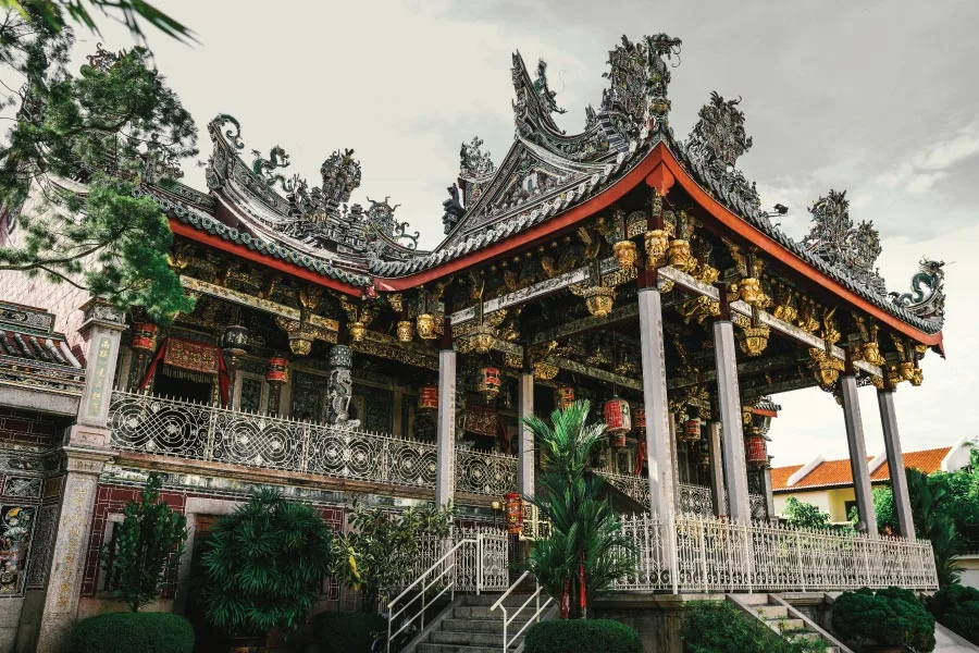 an old building with traditional Chinese architecture and design