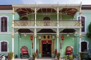 facade of a traditional Baba Nyonya mansion